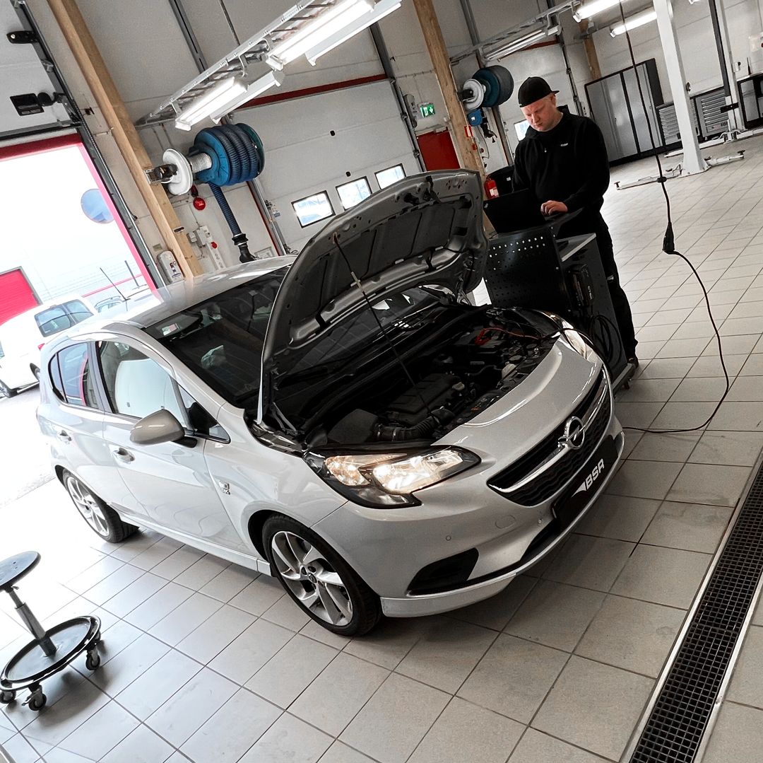 V24: Opel Corsa 1,4T (2019)
